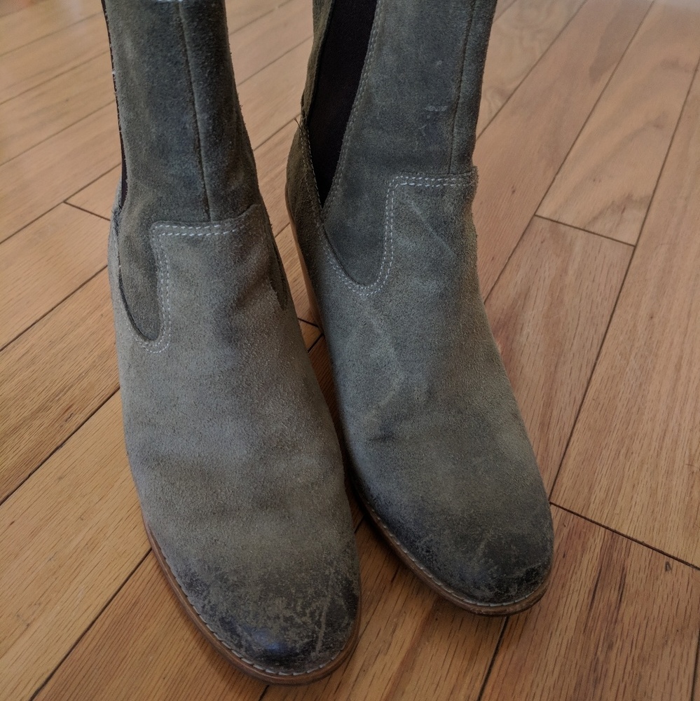 Cole Haan 9B heeled boots